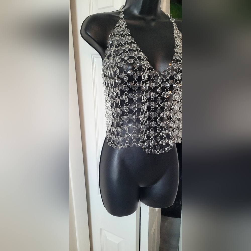 Elegant Clear Backless Top - Picture 2 of 5